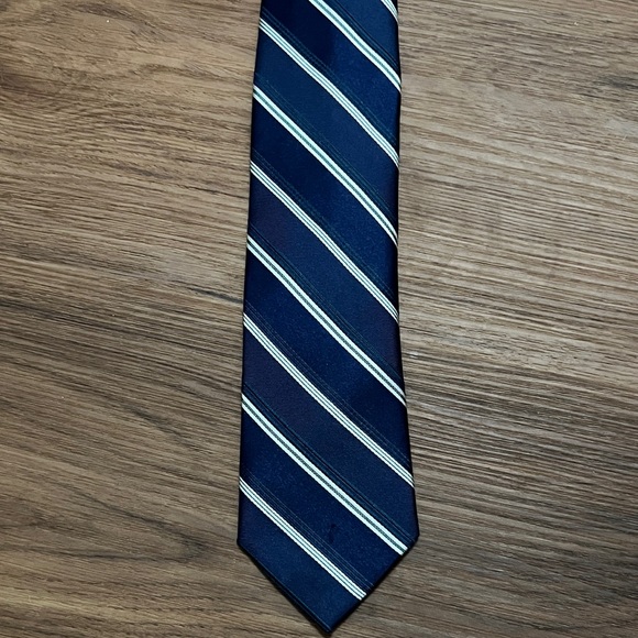 Stafford Other - Stafford Classic Navy and White Striped Tie